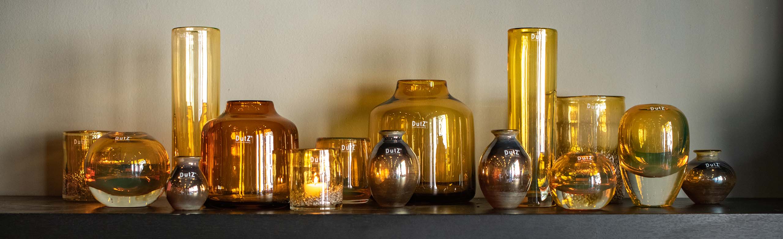 Sehr schöne Dutz Collection Vase Glas mundgeblasen bauchig Glasvase 11 cm rot 